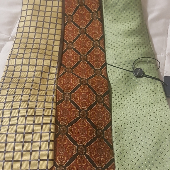 Bundle Luxurious Dior/Ferragamo/Go'den Ties - Picture 5 of 5